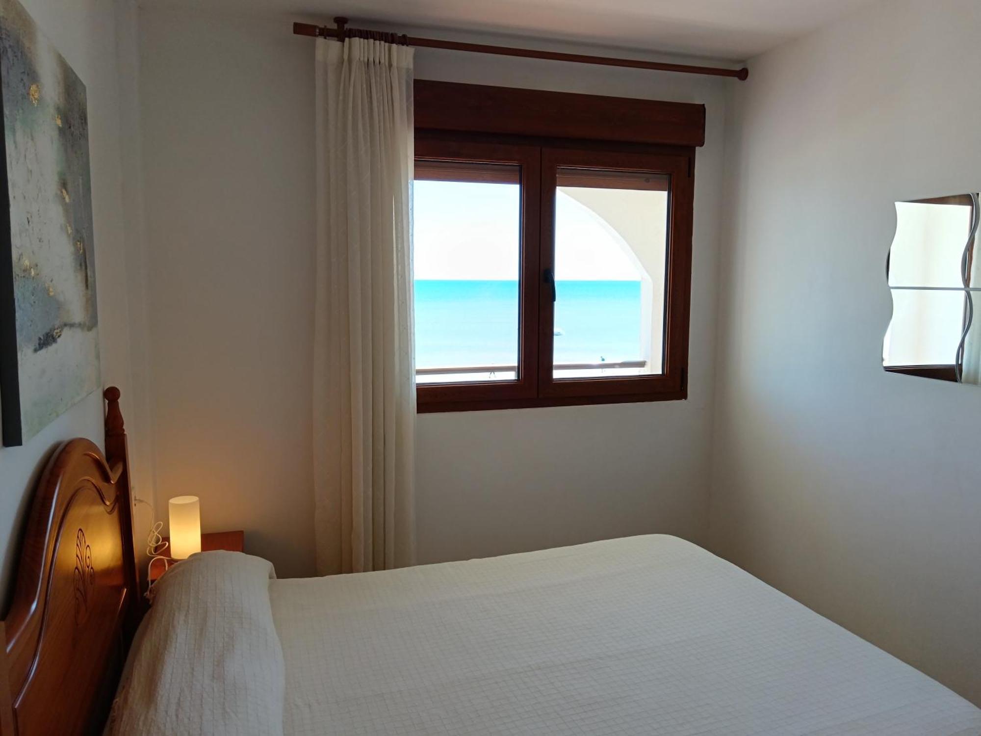 Primera Linea De Playa, Ada Benedicto Xiii, Aire Acondicionado, Wifi, Parking Peñíscola الغرفة الصورة